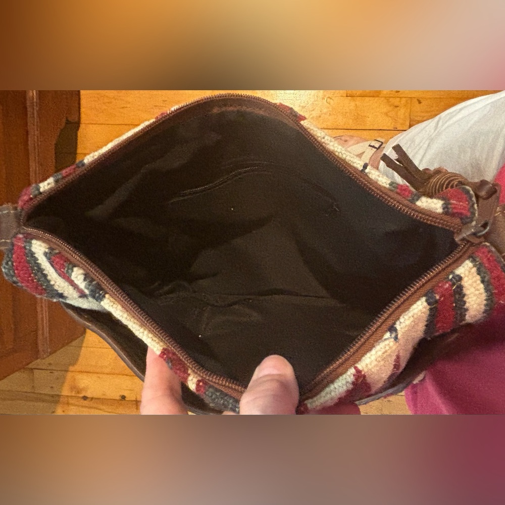 Kilim wool and leather crossbody shoulder bag, western Aztec vintage, pristine - Picture 5 of 6
